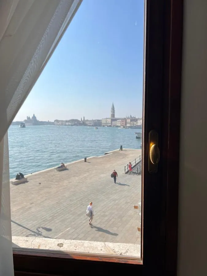 B&B La Corte Dei Dogi Venise Couette-café