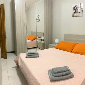32 Guest house