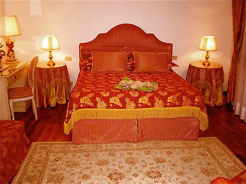 *** Bed and breakfast B&B La Corte Dei Dogi Venecia Italia